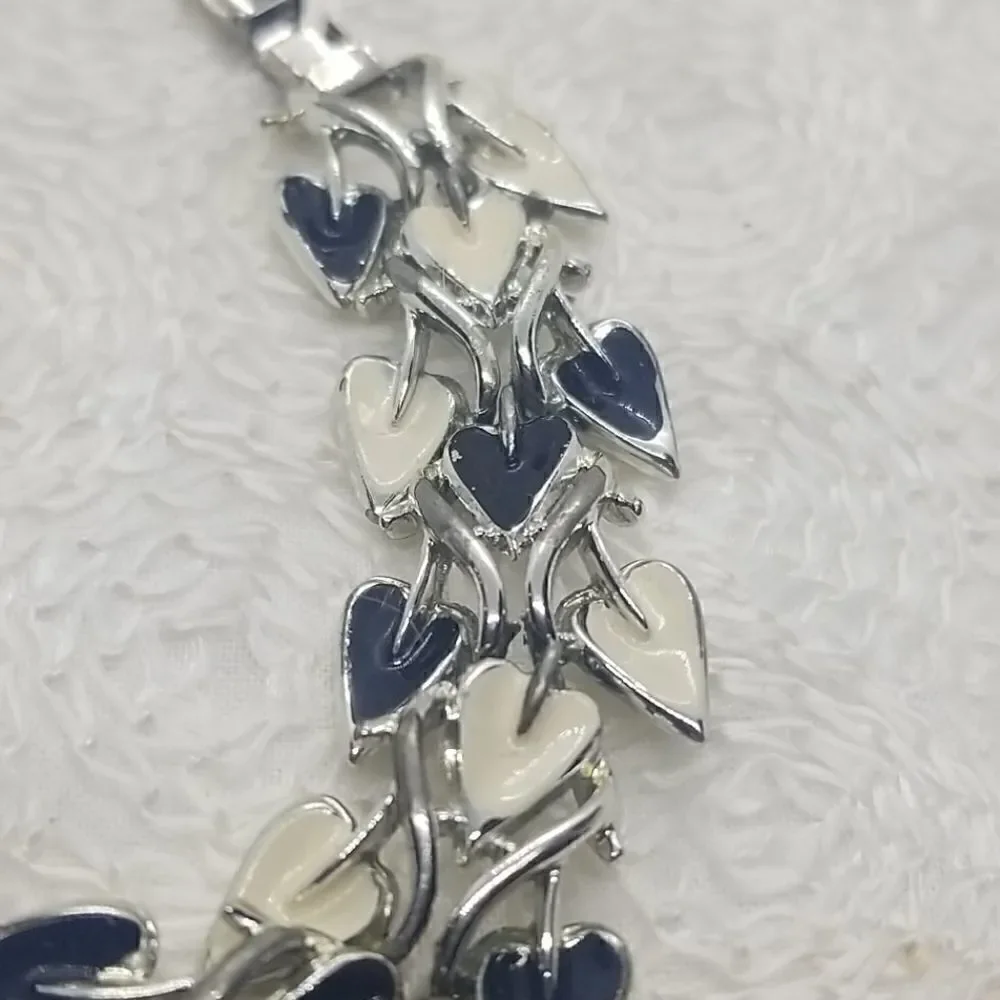 Coro Bracelet Leaf Black White Leaves Enamel Link Vintage Bracelet